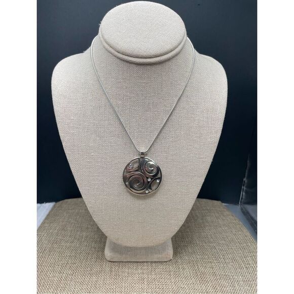 Brighton London Groove Circle Pendant Necklace Scrolled Clear Crystals 16-18" - Picture 8 of 8